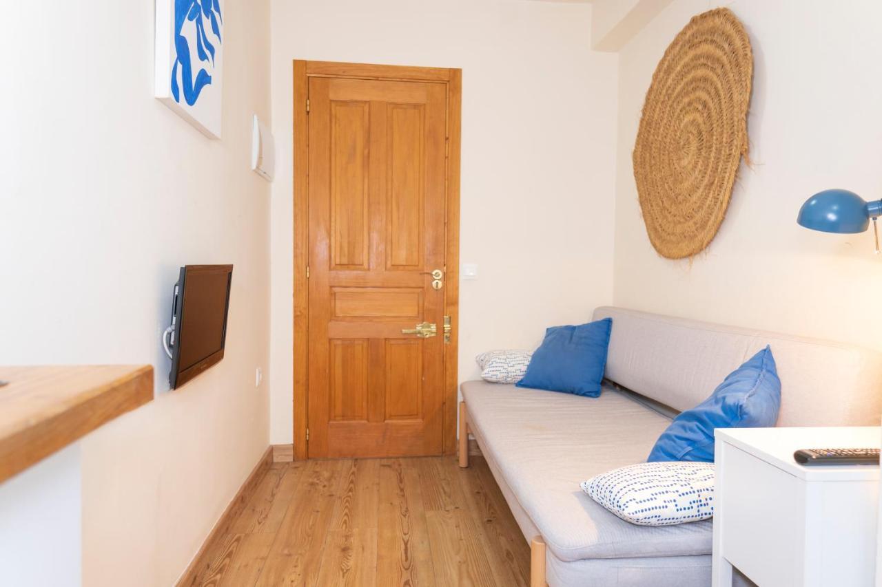 Studio In City Center Next To The Beach マラガ エクステリア 写真